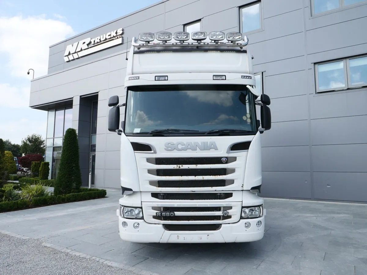 Scania R580 Topline 6x2 Rear Lift Tag Auto Gearbox - Image 2