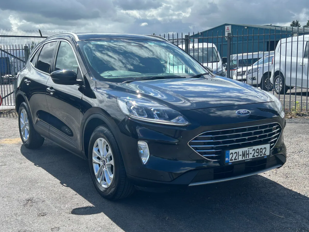 Ford Kuga 2022 - Image 1