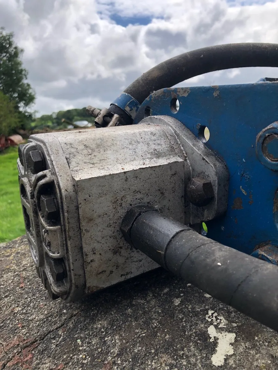 Hydraulic pump - Image 3