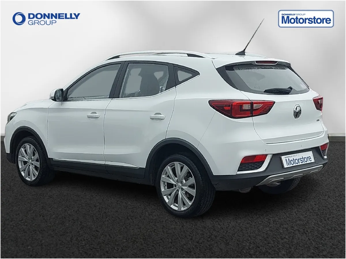 MG ZS Hatchback Excite - Image 2