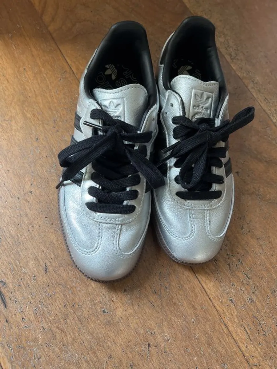 adidas silver and black Sambas - Image 3