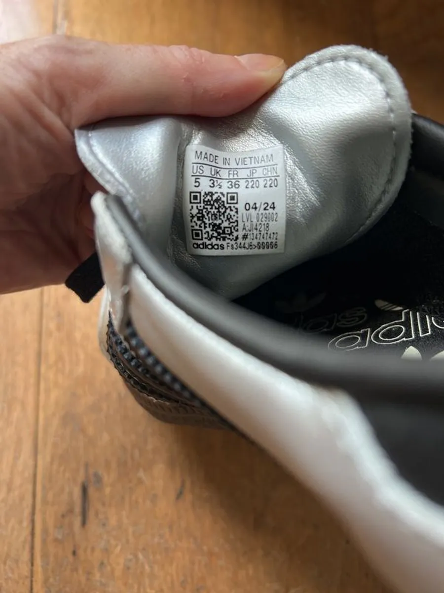 adidas silver and black Sambas - Image 4
