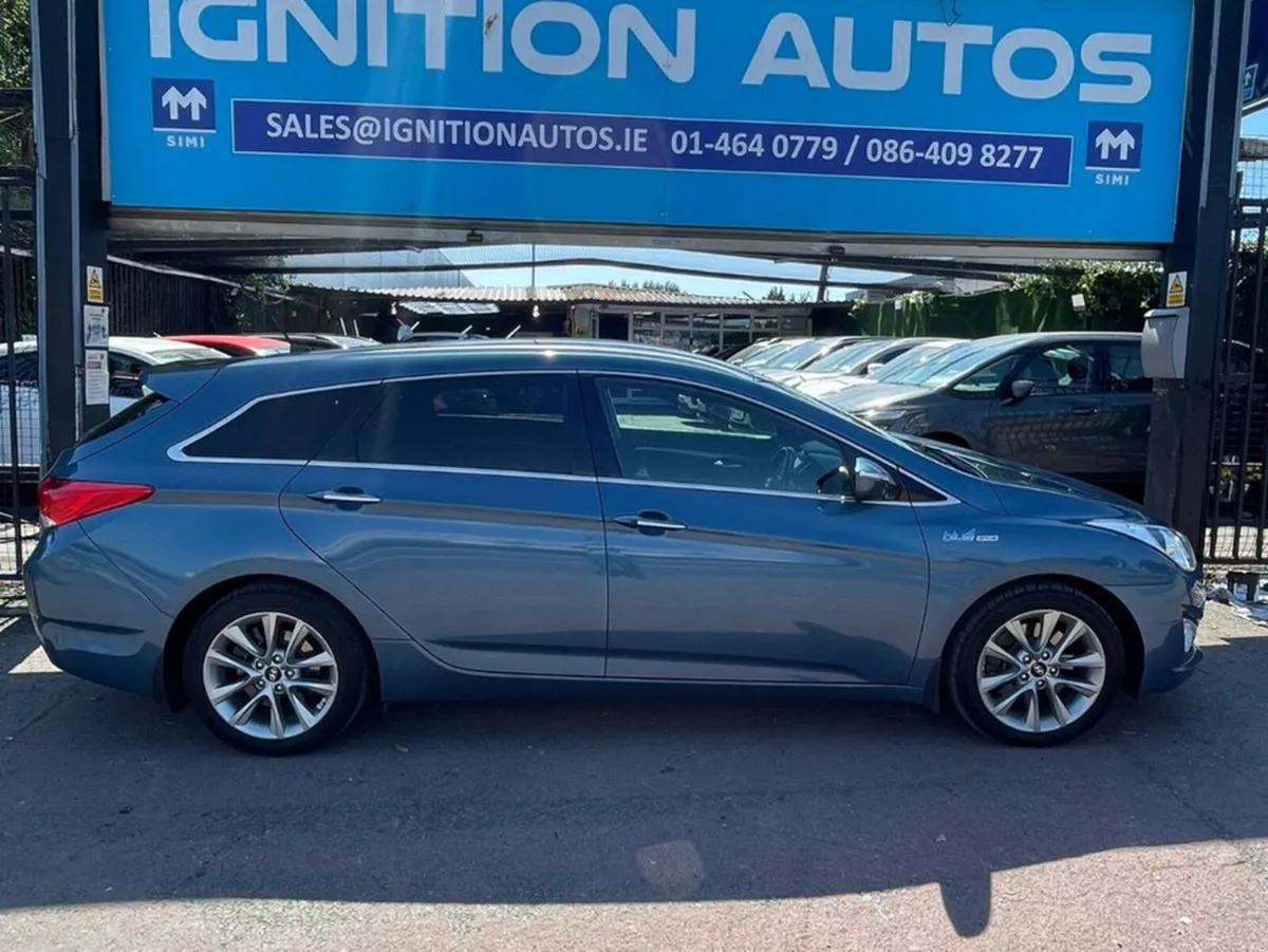 Hyundai i40 EXECUTIVE PLUS ESTATE, NEW NCT, SERVIC - Image 2
