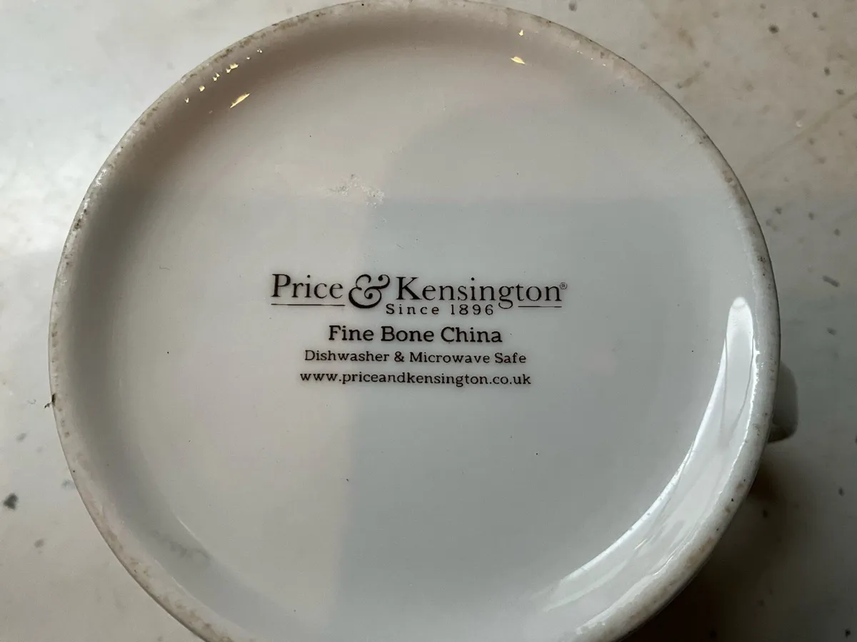 Ceramic Egg Holder,Plate and Mug - Image 4