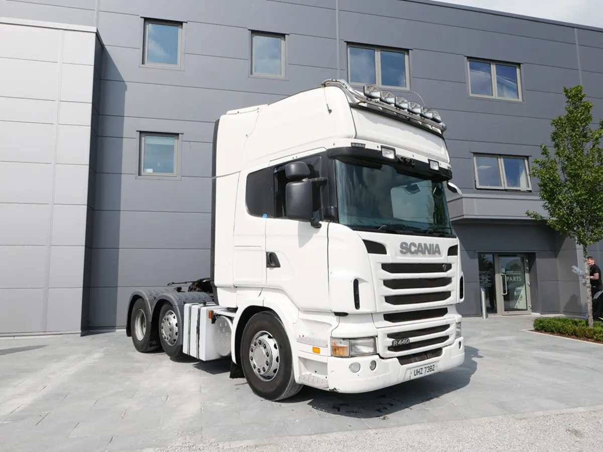 Scania R440 Topline 6x2 Midlift Auto gearbox - Image 1