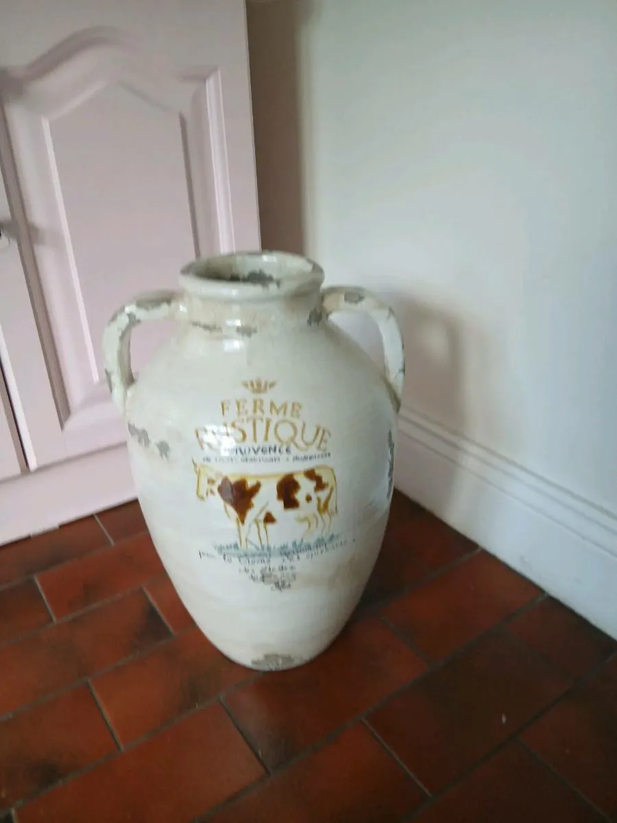 Stoneware jar - Image 1