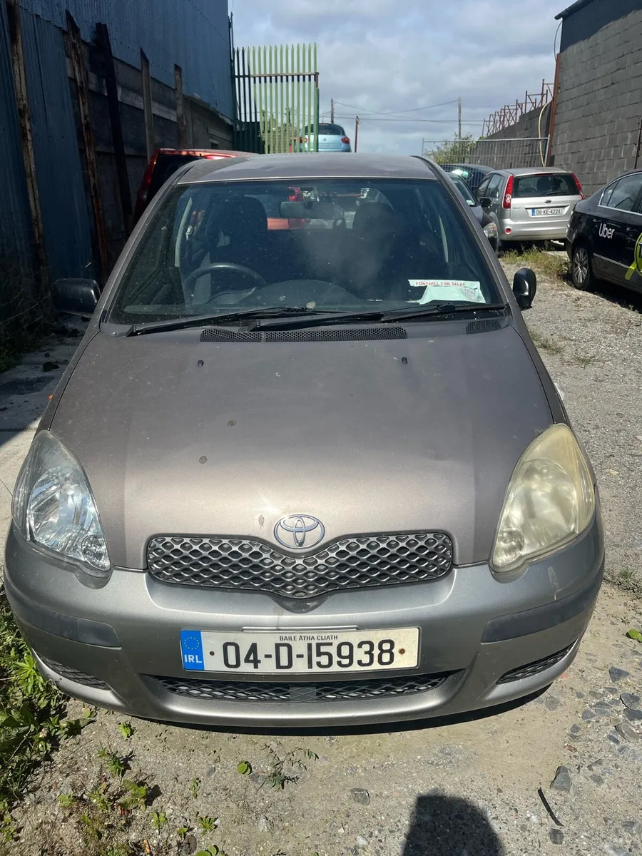 Toyota Yaris 2004 - Image 1