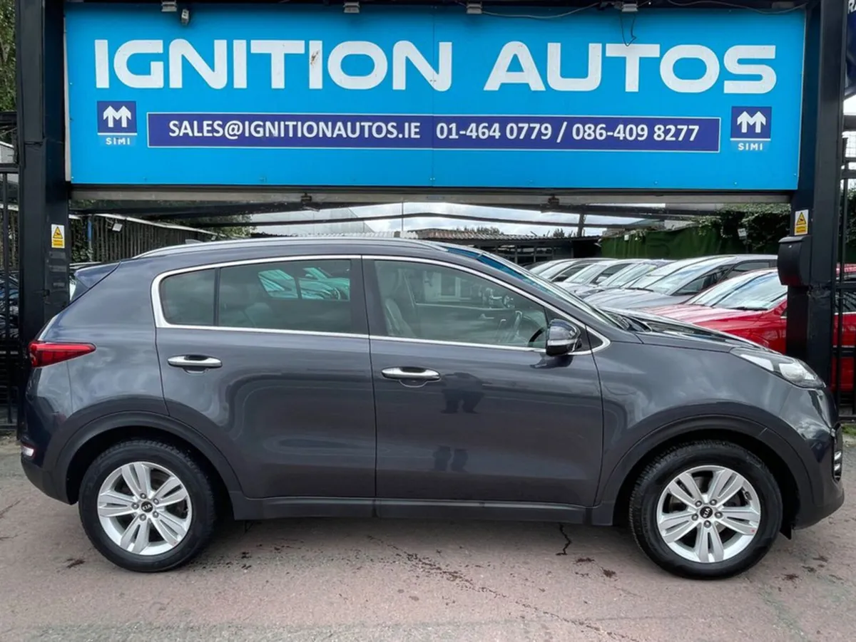 Kia Sportage 1.7 CRDI, PLATINUM MODEL, LEATHER, NE - Image 2