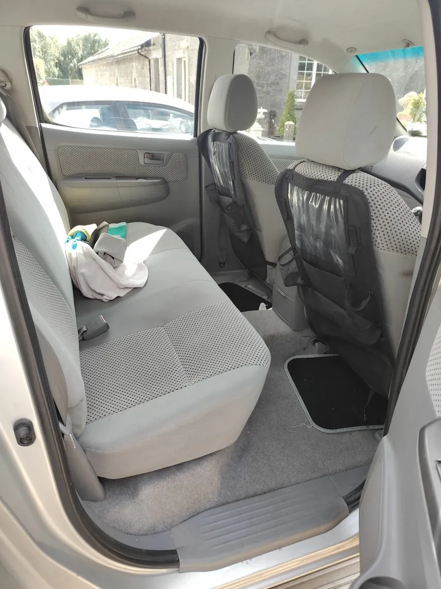 Toyota Hilux 2007 - Image 4
