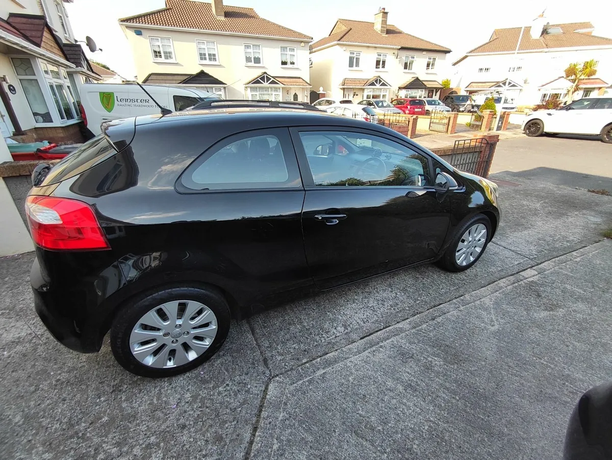 Kia Rio 2013 - Image 2