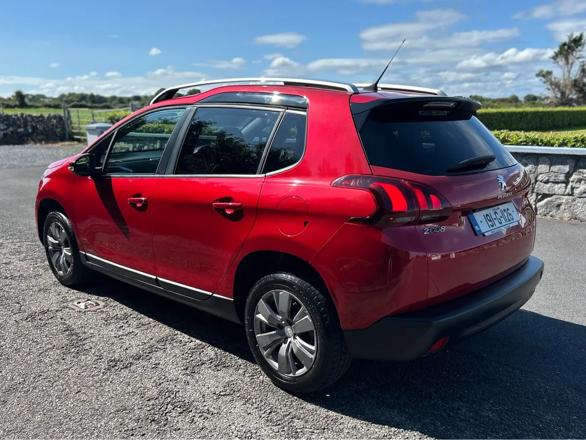 2019 PEUGEOT 2008 low kms - Image 3