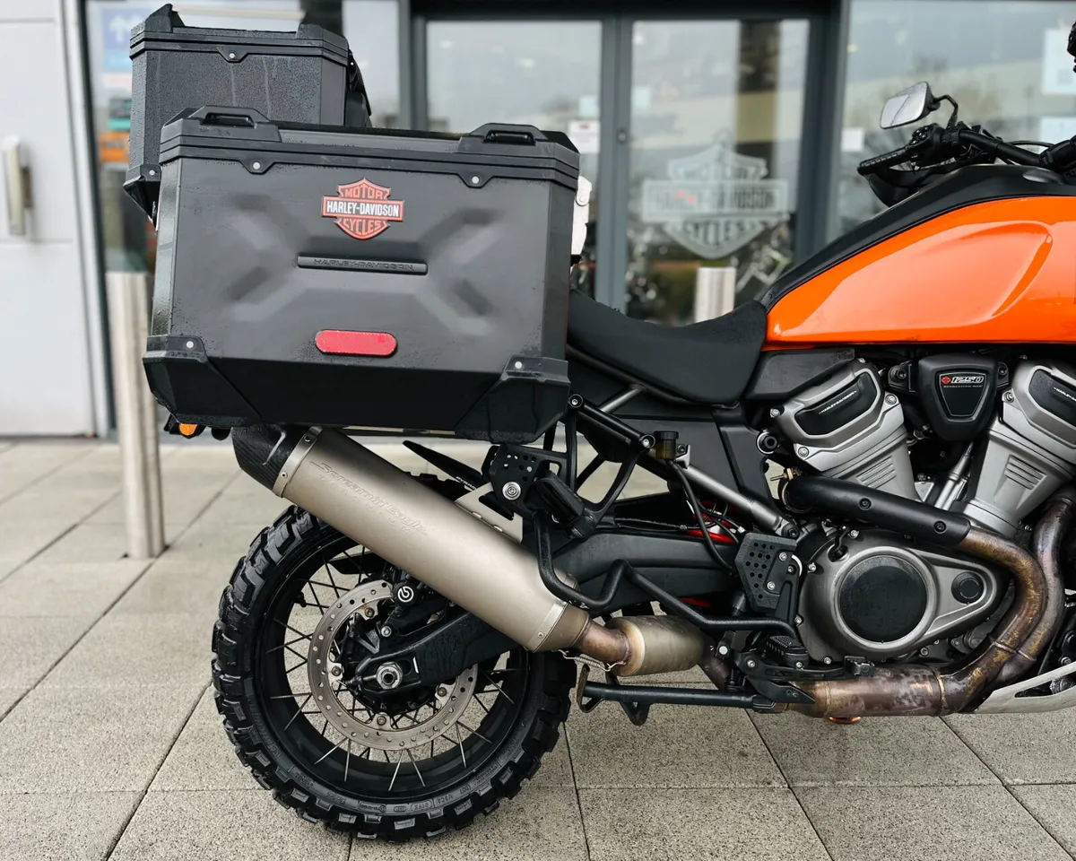 HARLEY-DAVIDSON PAN AMERICA SPECIAL + EXTRAS - Image 2