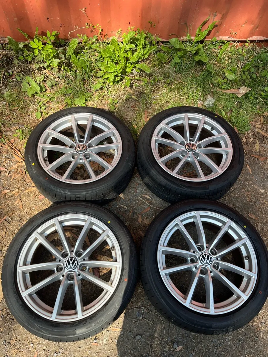 17’ Genuine VW Golf Caddy 5x112 alloy wheels - Image 1