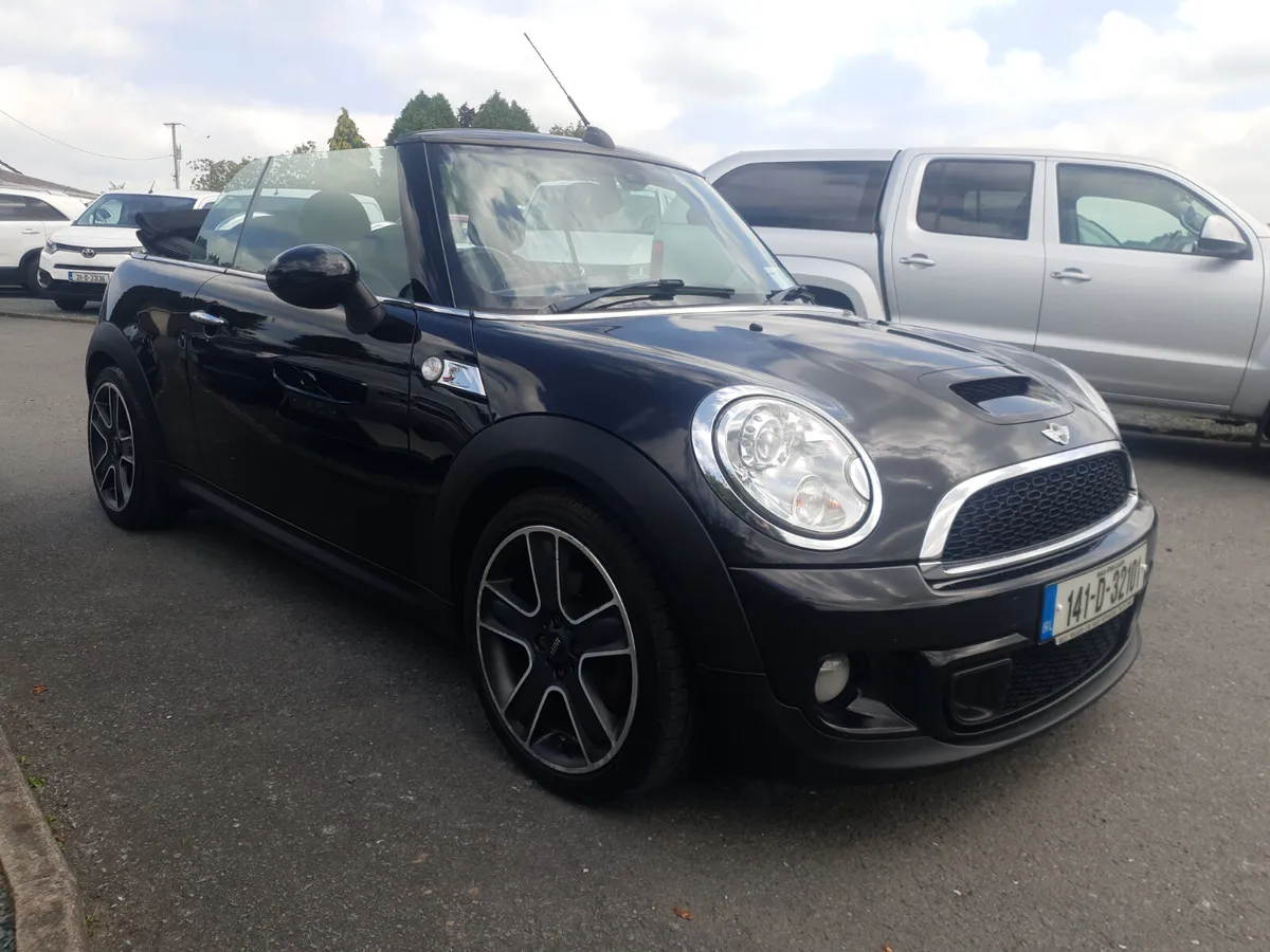Mini Cooper 2014 sd convertible - Image 4