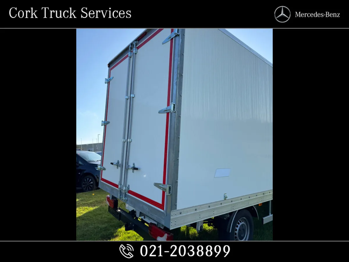 Mercedes-Benz Sprinter 317 Automatic Box Body - Image 2