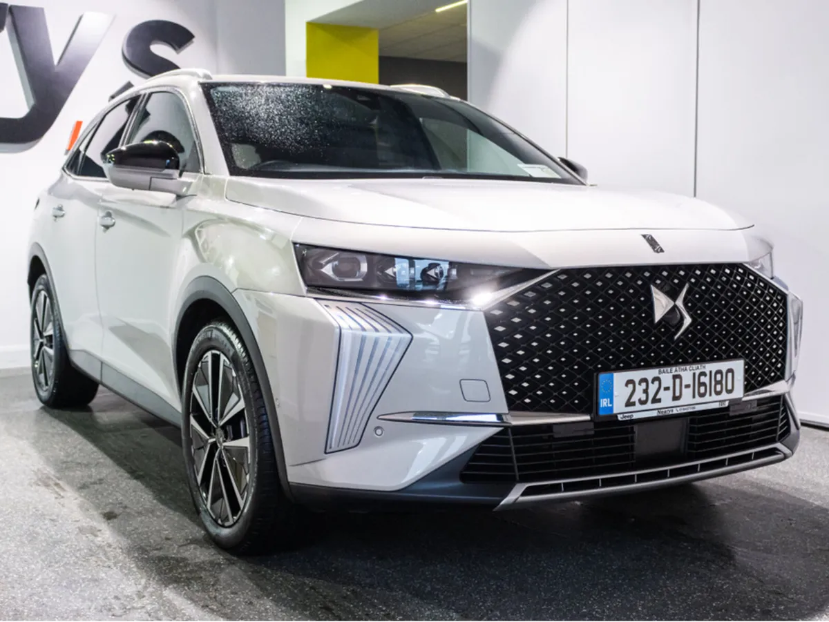 DS Automobiles DS 7 RIVOLI E-TENSE 225 AUTO 4DR - Image 1