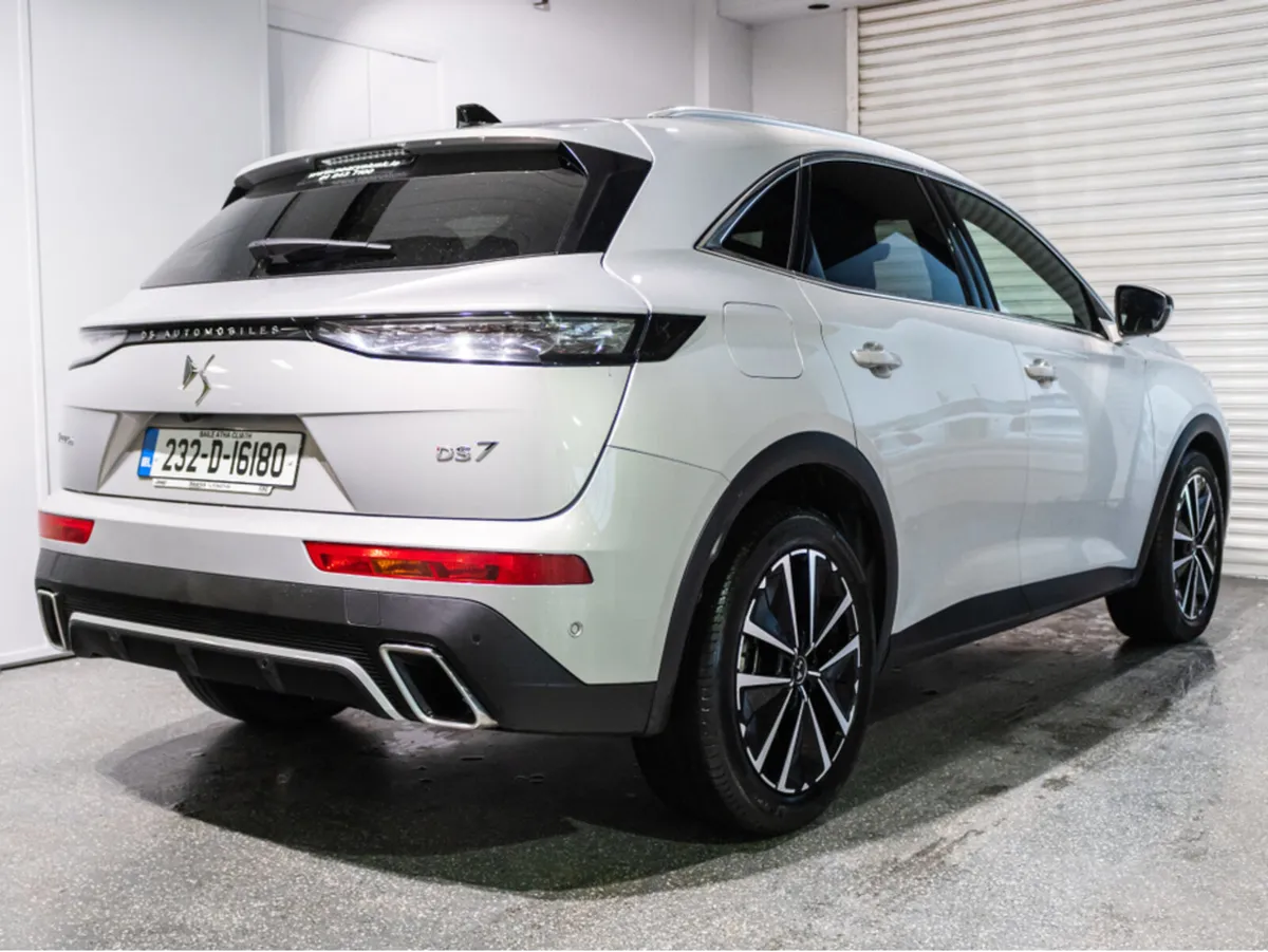 DS Automobiles DS 7 RIVOLI E-TENSE 225 AUTO 4DR - Image 4