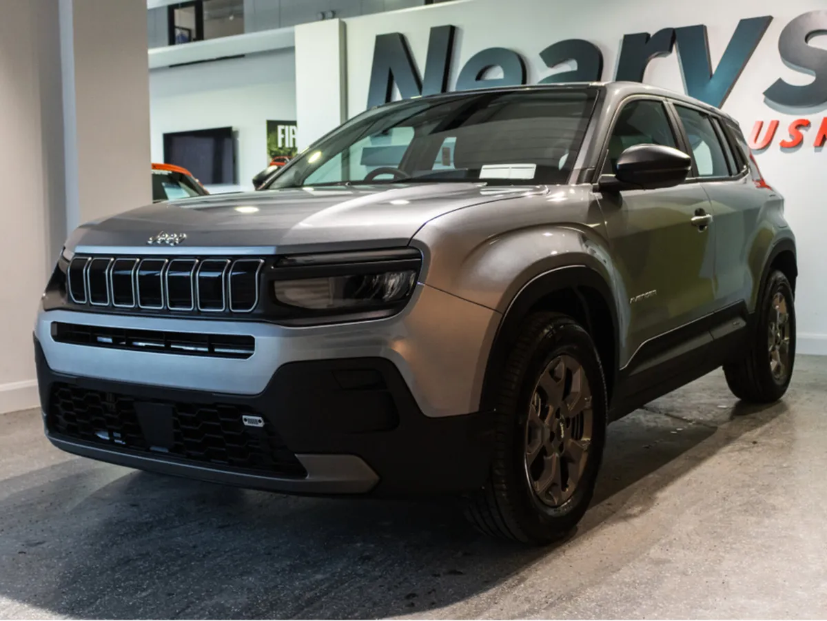 Jeep Avenger LONGITUDE 1.2 MT - Image 3