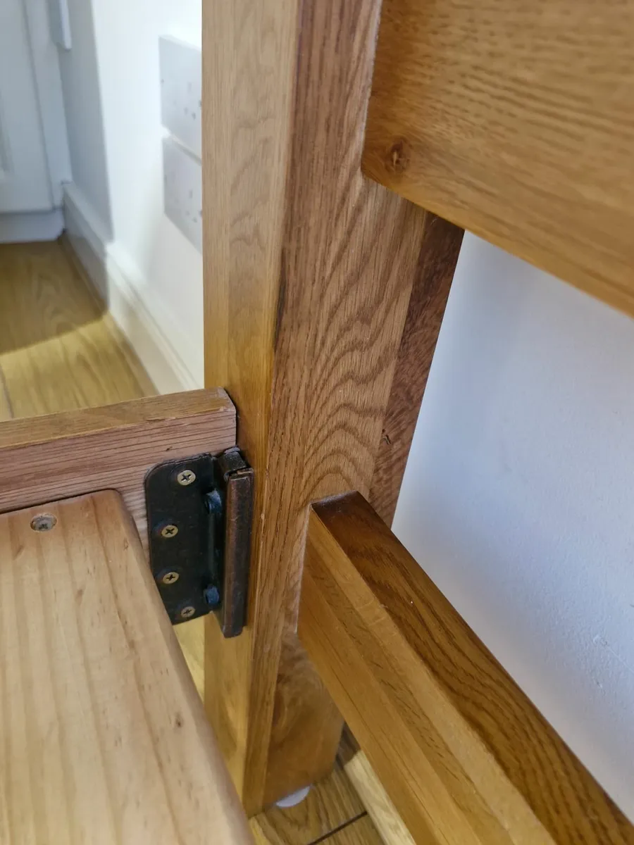 6' Superking Oak Bed frame. As new. - Image 3
