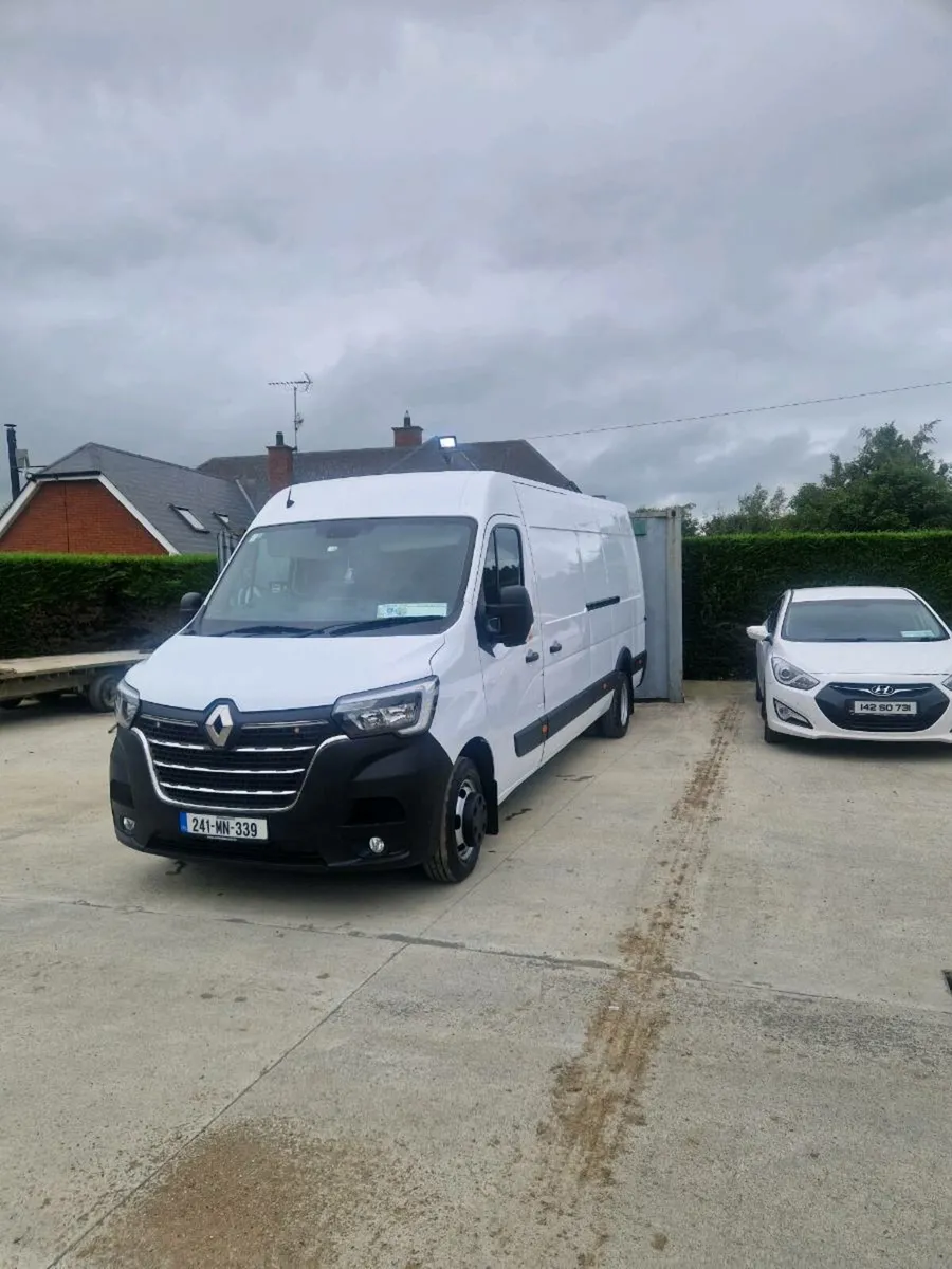 Renault master twin wheel base - Image 1