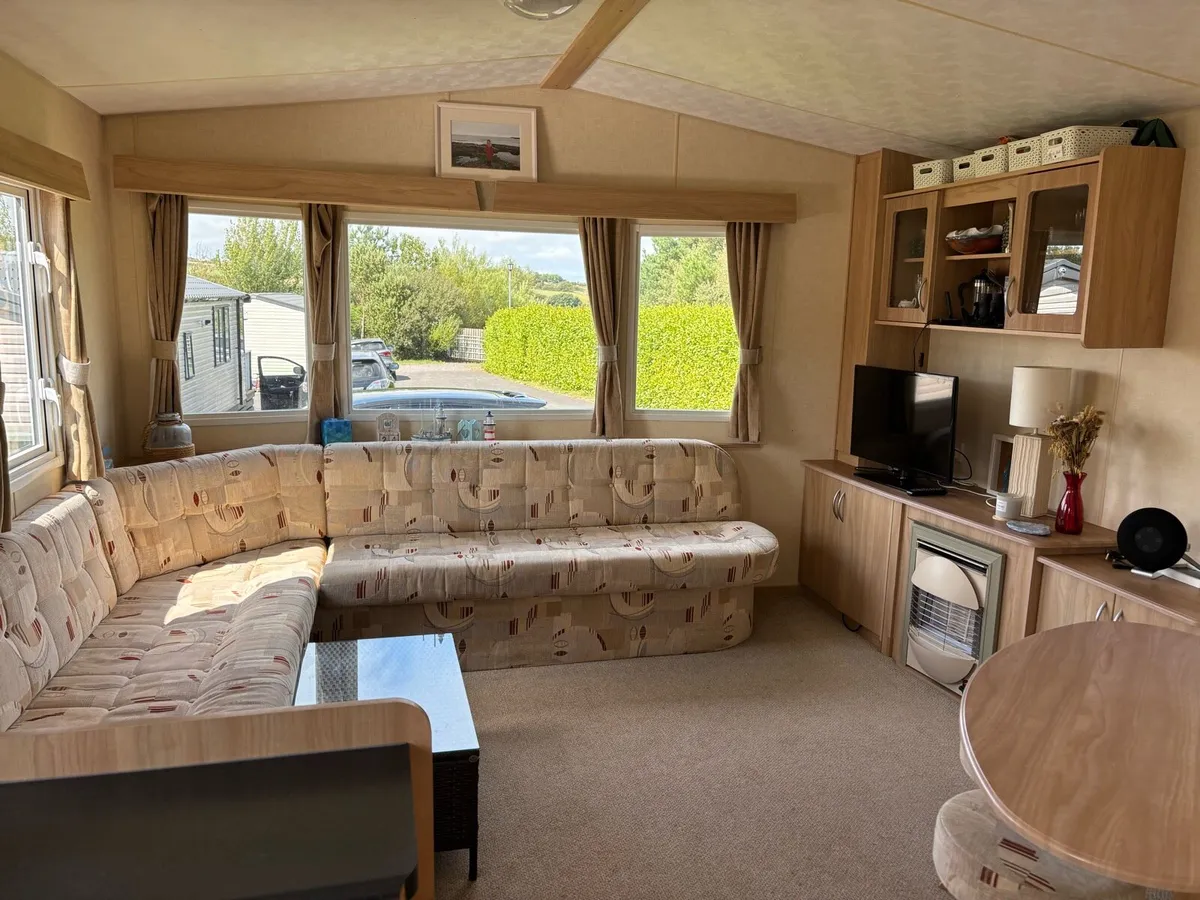 Mobile home - Image 1