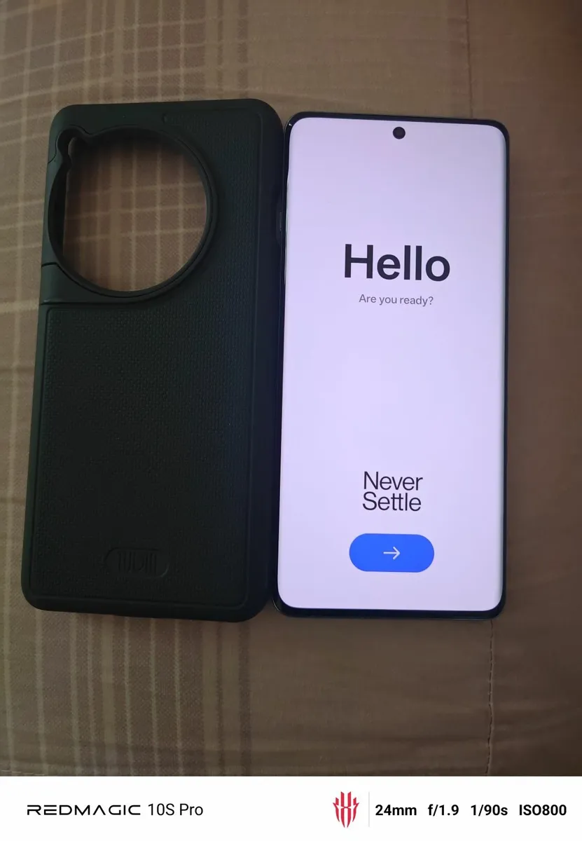 OnePlus 12 Phone - Image 3