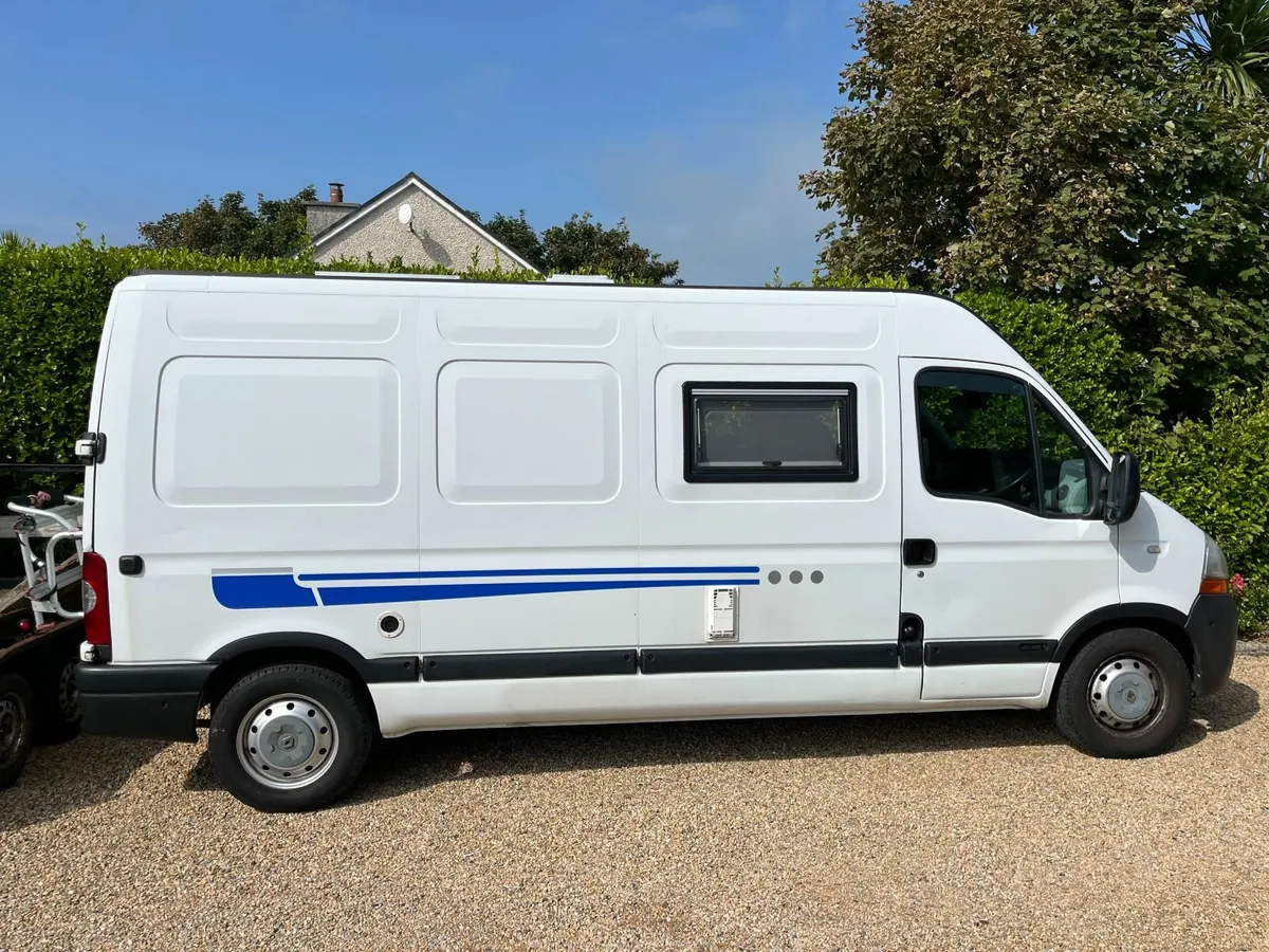 Camper van Renault Master - Image 3