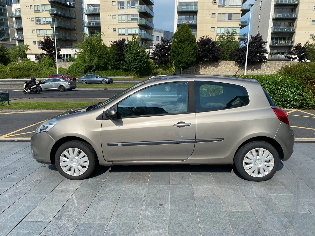 Renault Clio - 08725558536 - Image 4