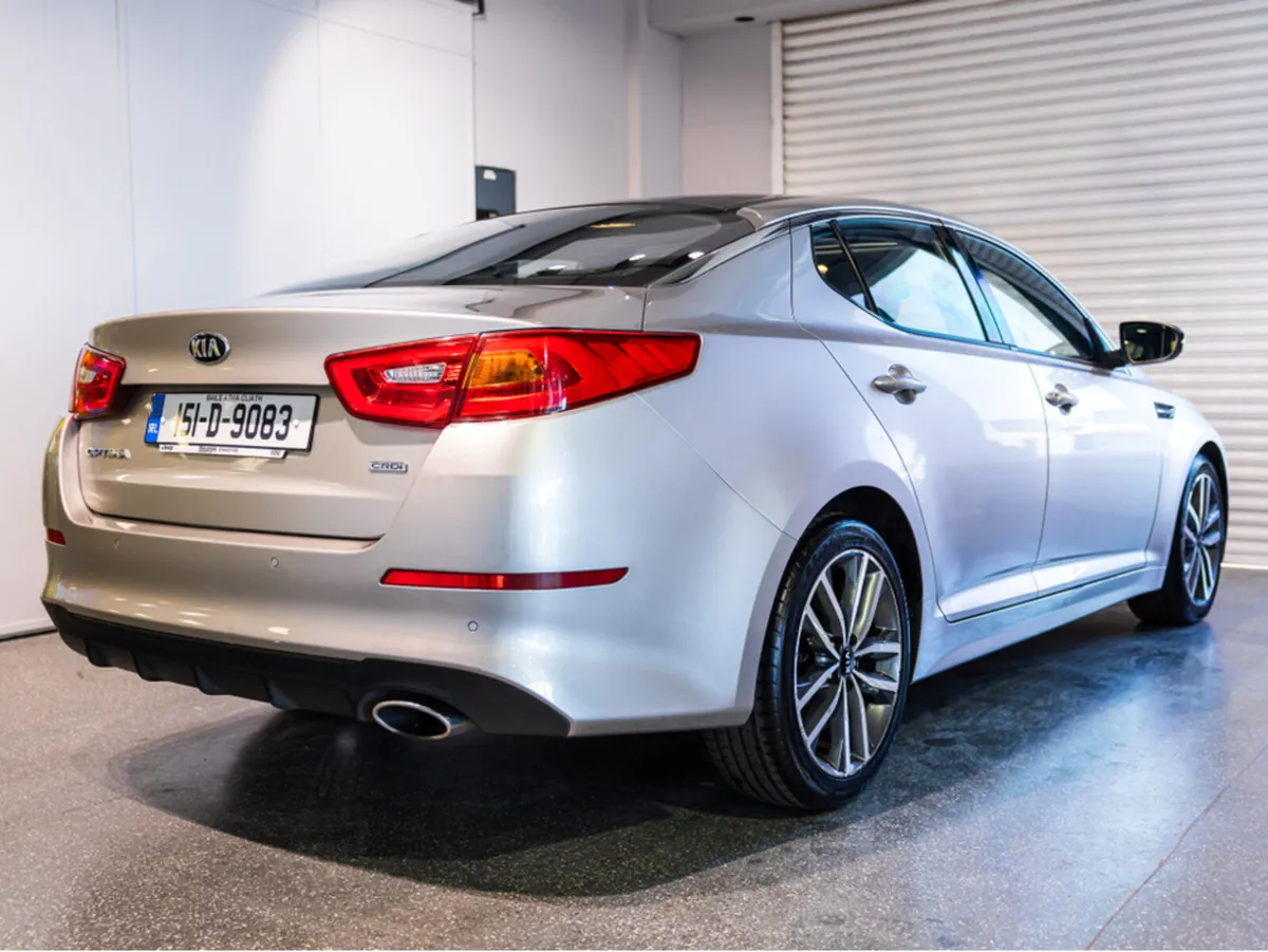 Kia Optima PLATINUM AT 4DR AUTO - Image 4