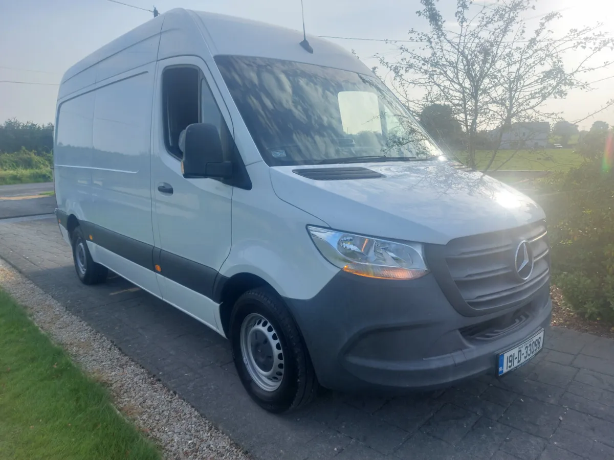 MERCEDES-BENZ SPRINTER 2019' 160 BHP - RWD - Image 3