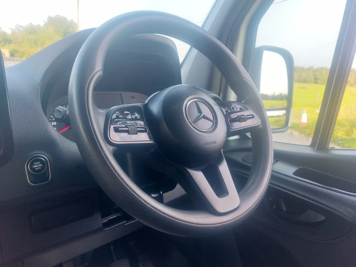 MERCEDES-BENZ SPRINTER 2019' 160 BHP - RWD - Image 4