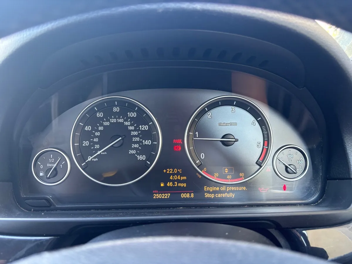 BMW 5 Series Car - Image 3