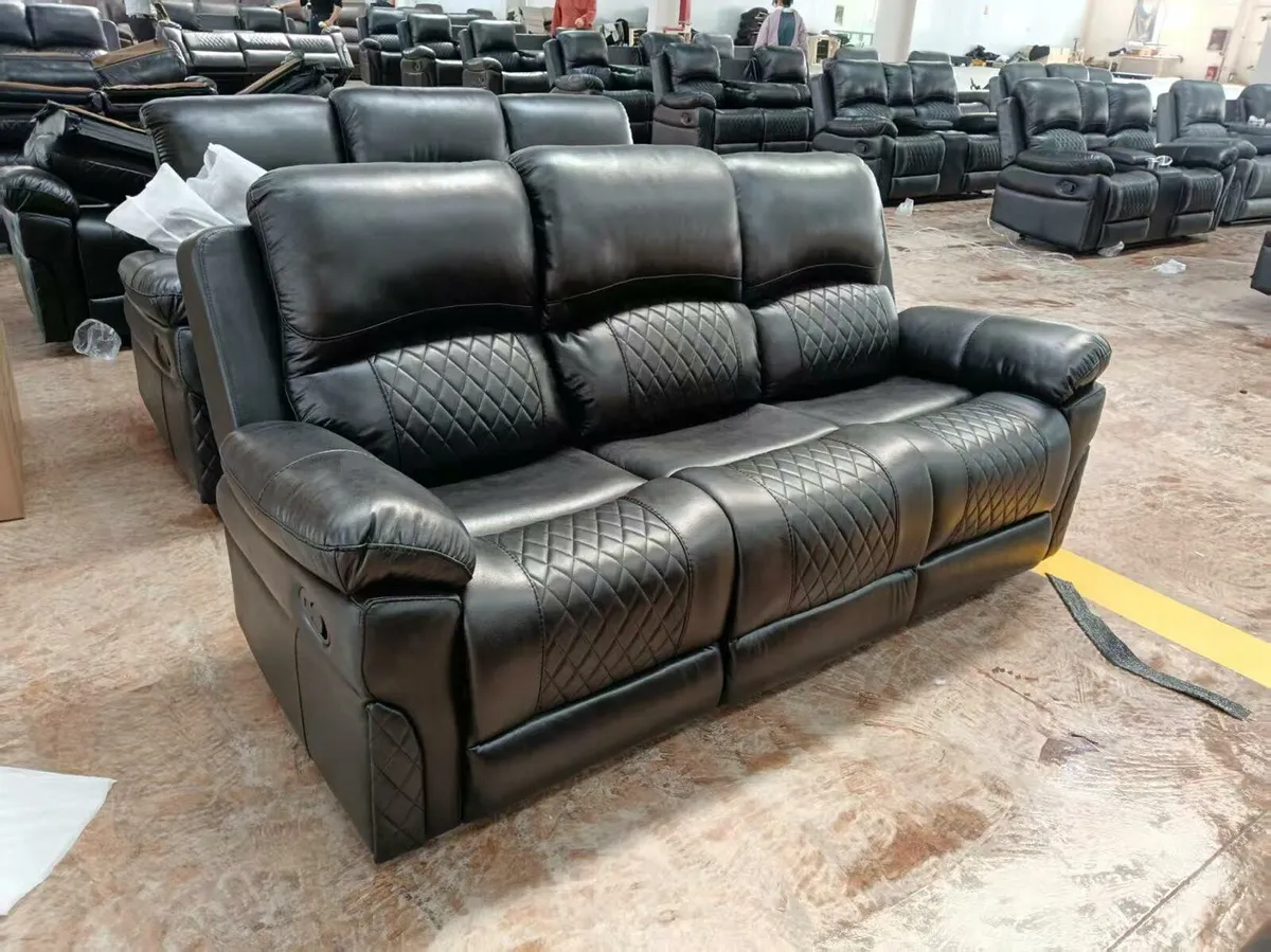 Norman leather recliners - Image 4