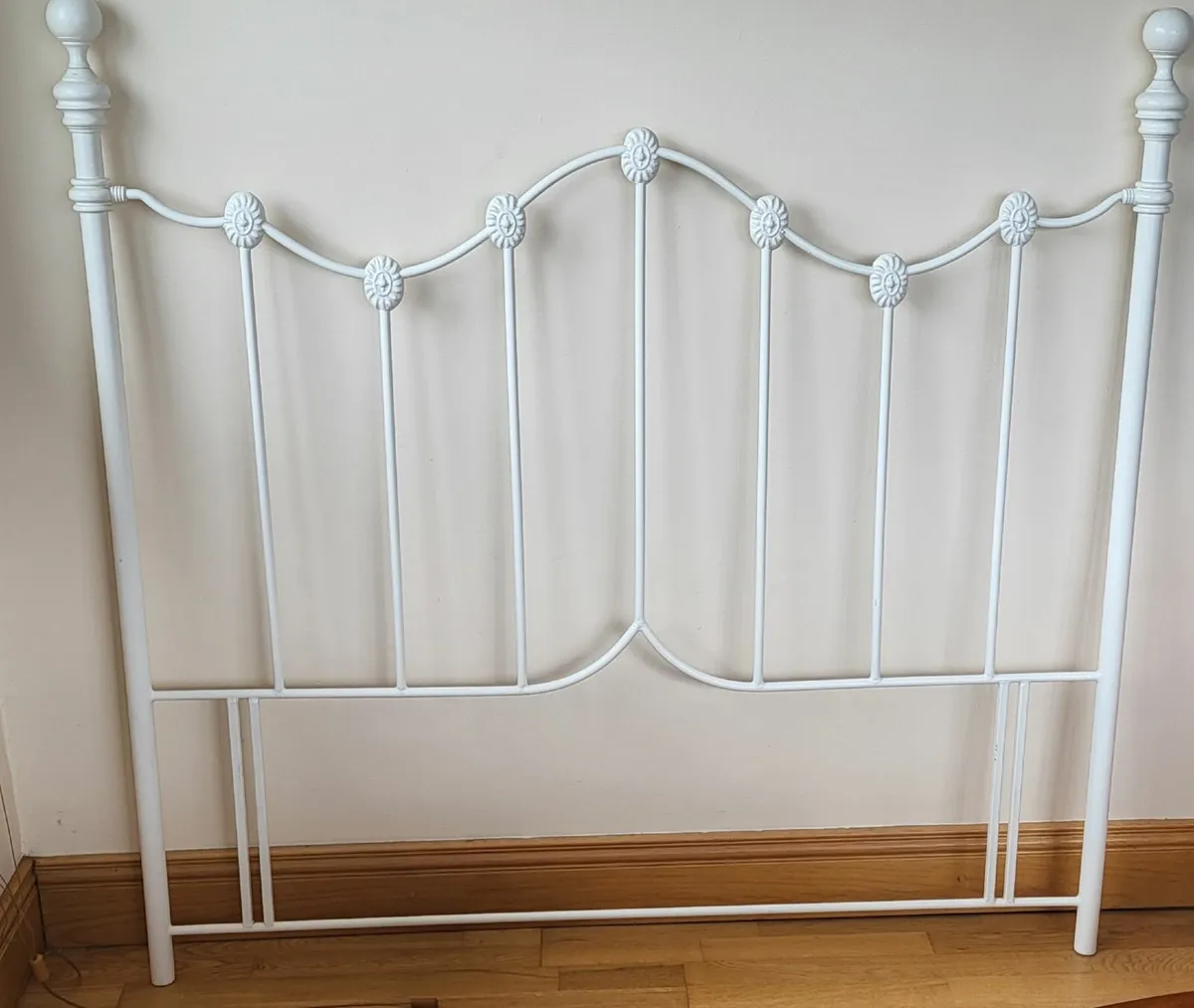 Headboard  metal