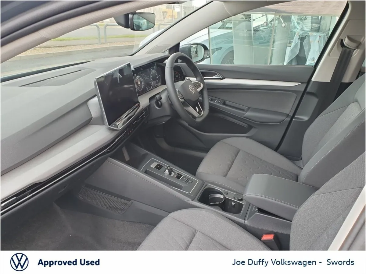 Volkswagen Golf Golf Edition 75 1.5 Mhev 116HP - Image 4
