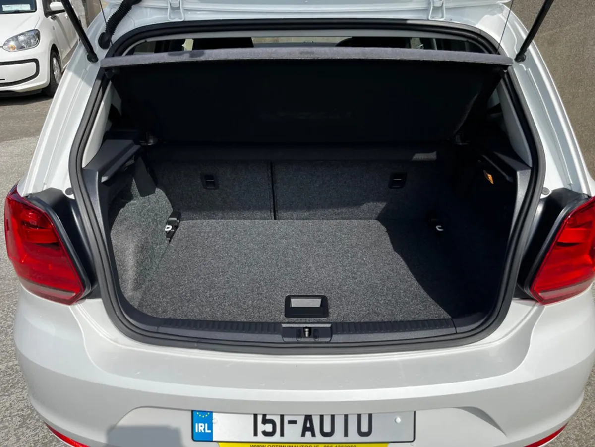 Volkswagen Polo AUTOMATIC 1.2 PETROL - Image 4