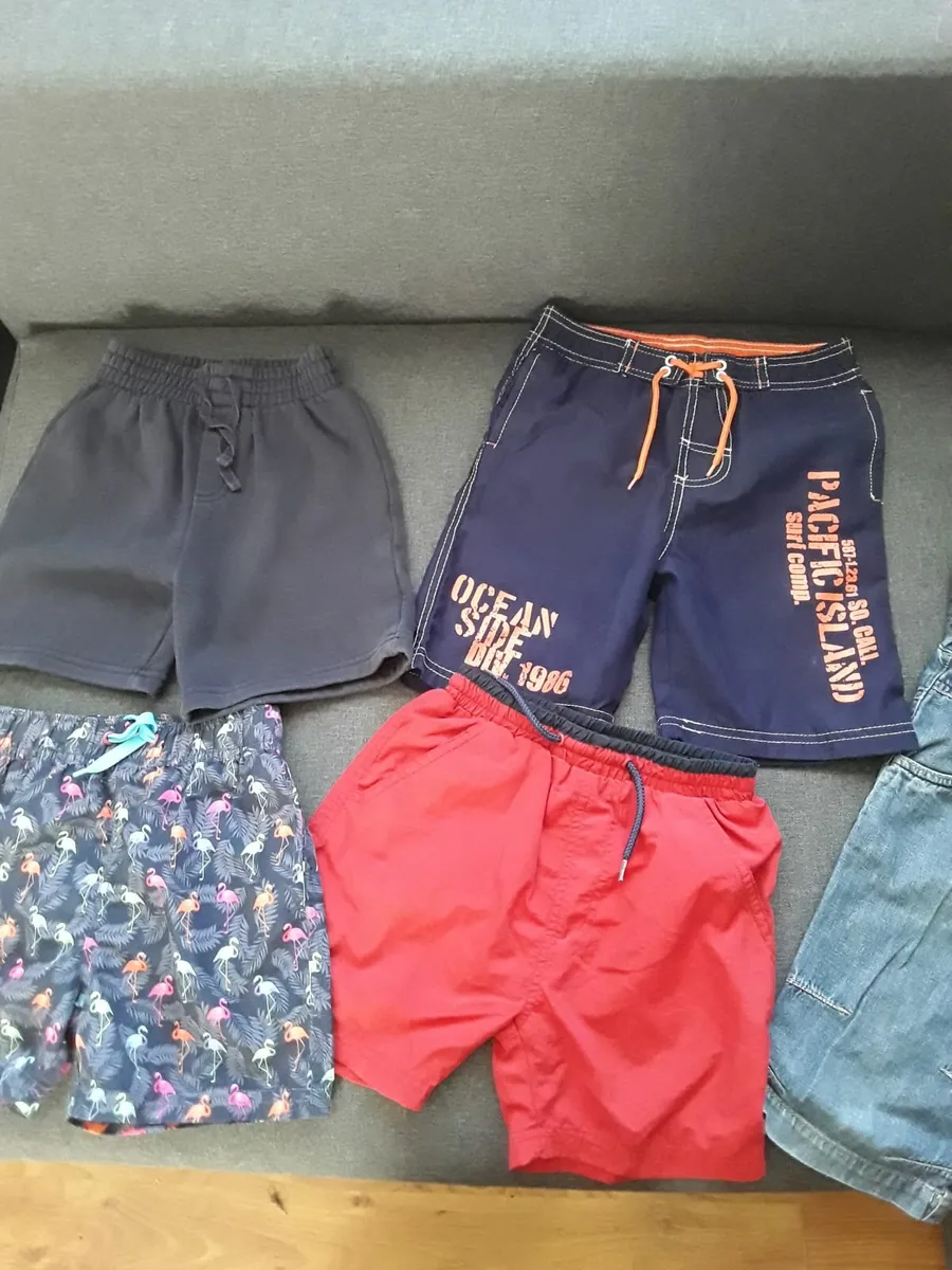 Summer boys clothes bundle 5-6y 110-116cm - Image 4