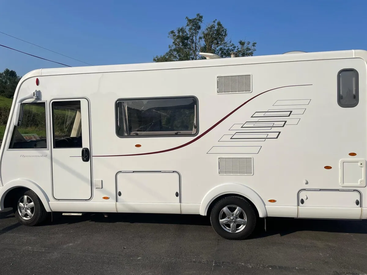 2013 Hymer B544 4 Berth - Image 3