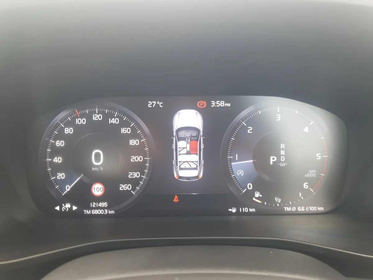 Volvo XC40 2020 - Image 2