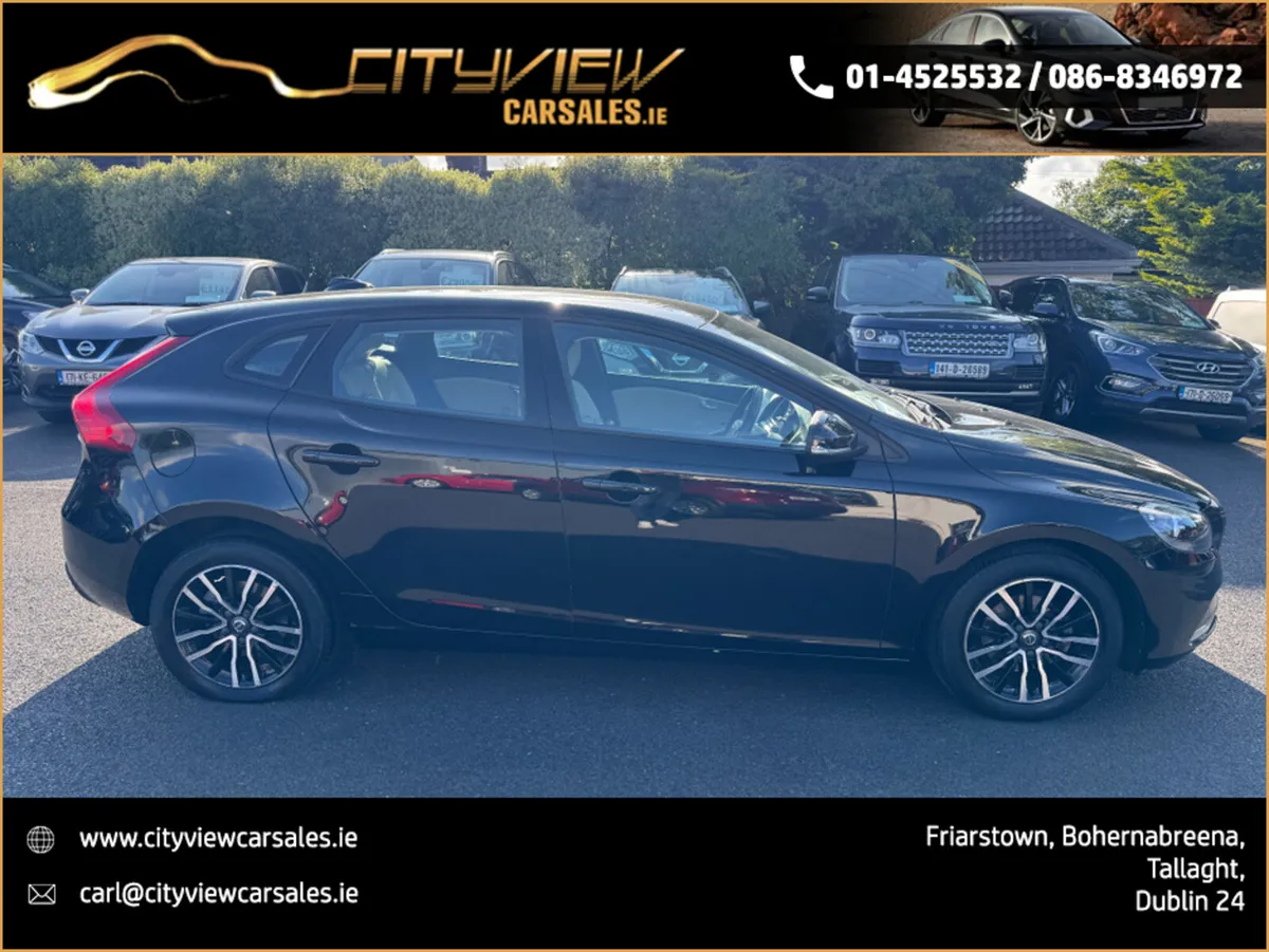 Volvo V40 D2 MOMENTUM ED 5DR - Image 4