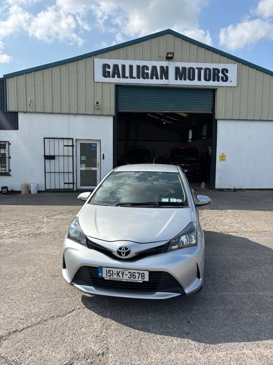 Toyota Vitz 2015 - Image 2