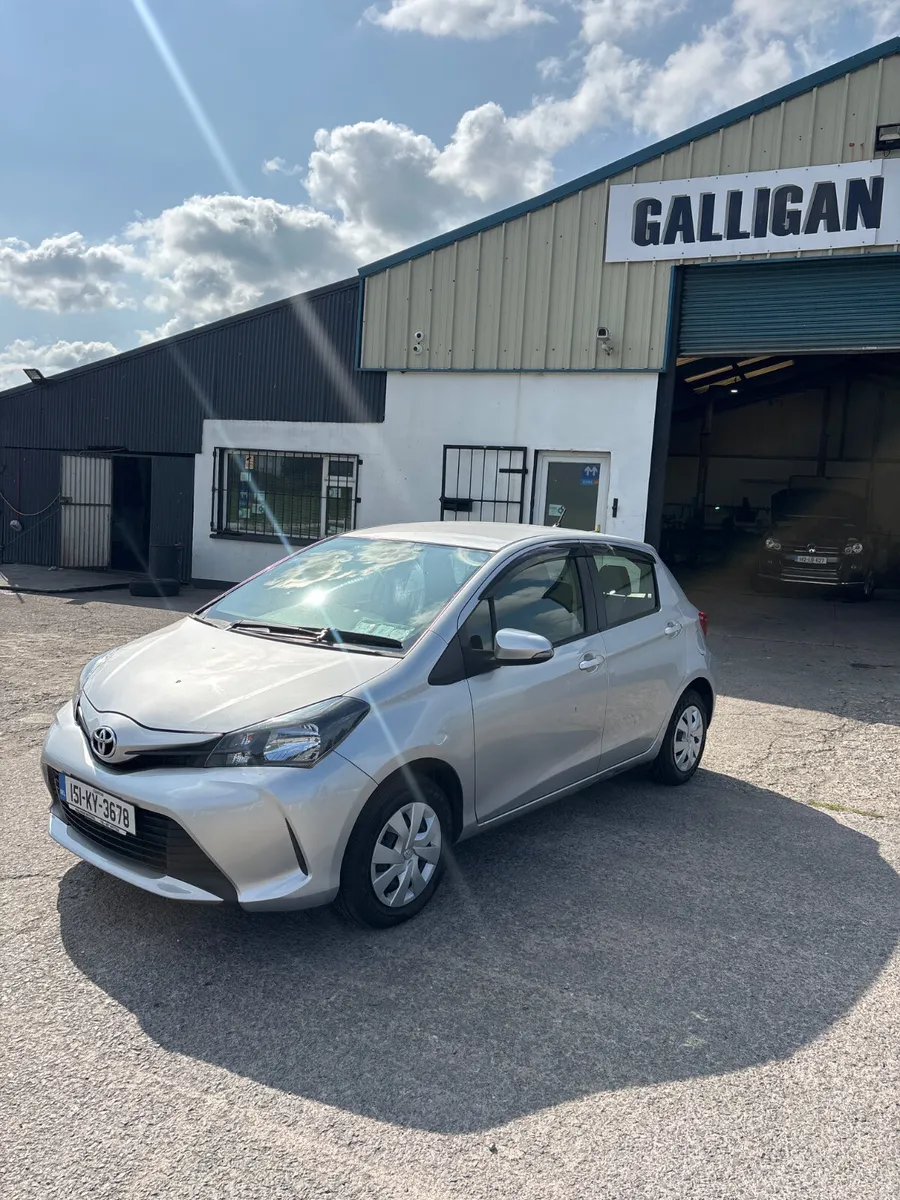 Toyota Vitz 2015 - Image 3