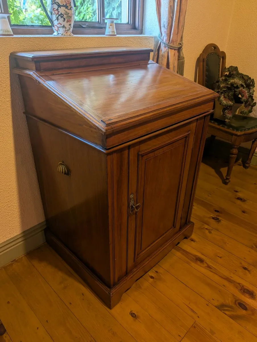 Antique Ship Washstand - Image 1