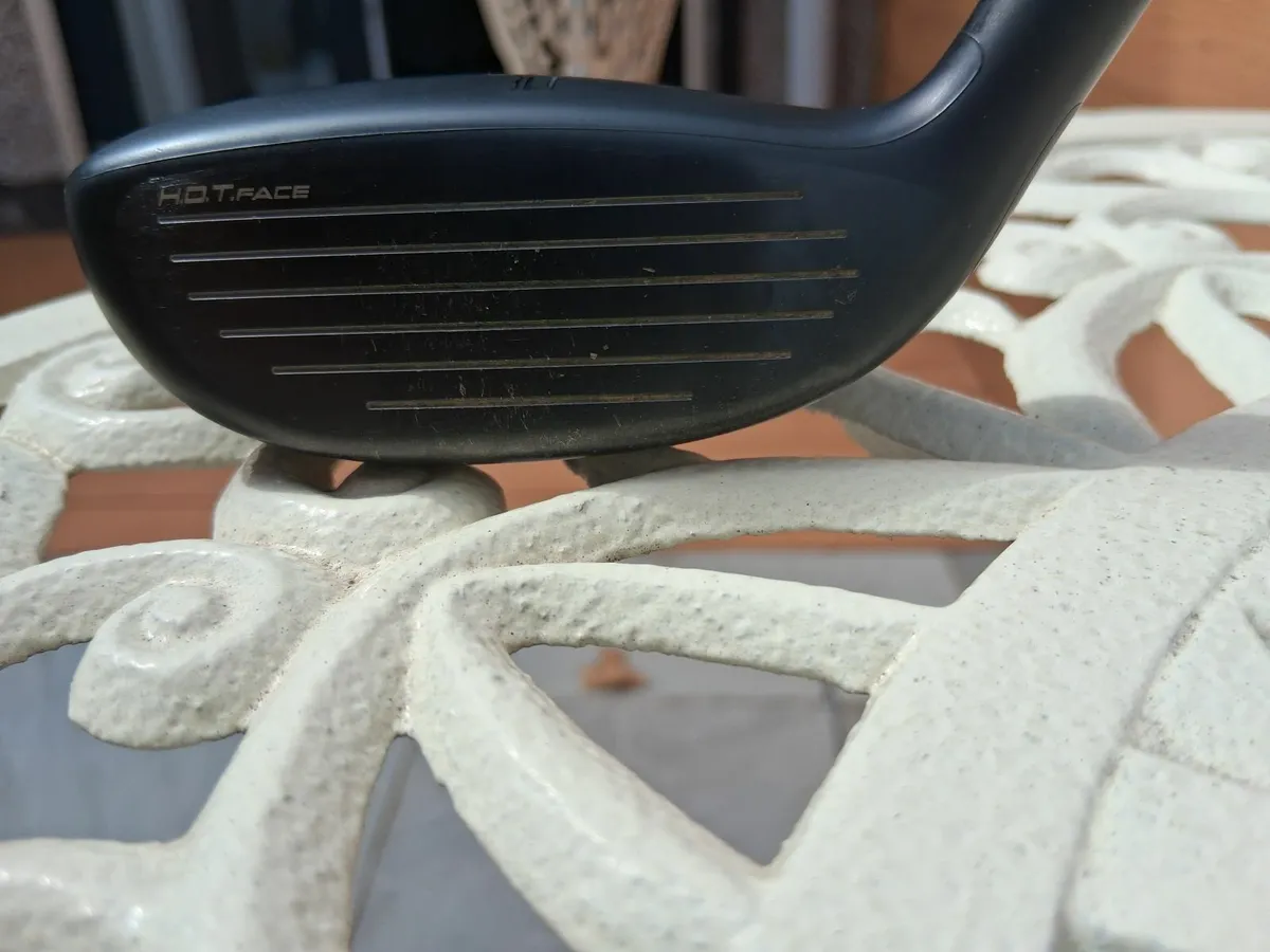 Cobra Dark Speed 19 Degree Hybrid - Image 2