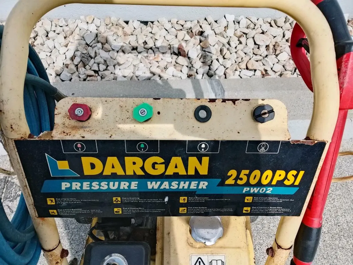 Power washer - Image 1