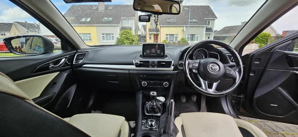 Mazda3 Platinum 2016 2.2Diesel - Image 3
