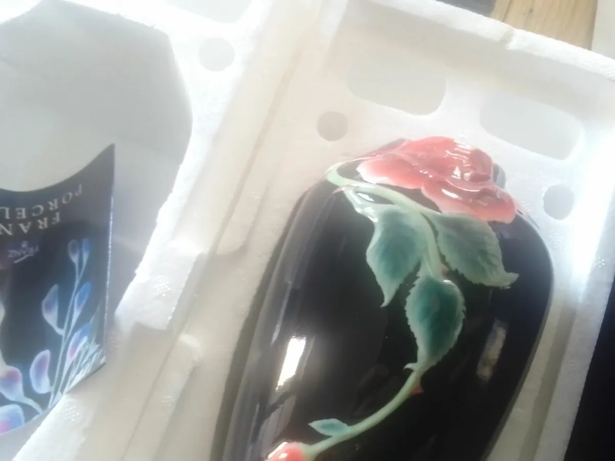 FRANZ PORCELAIN ROSE VASE NEW IN BOX - Image 1