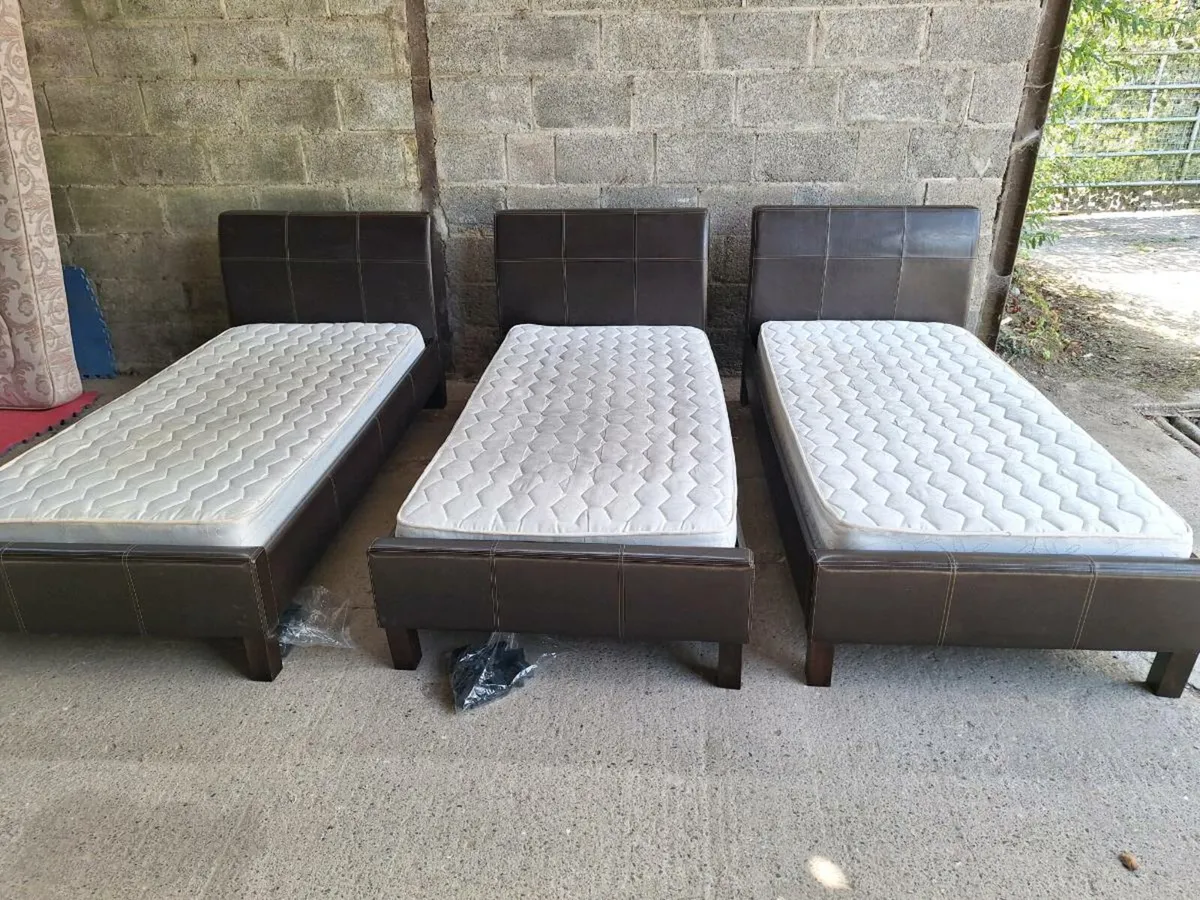 Three single beds with mattresses (DELIVERY) - Image 1