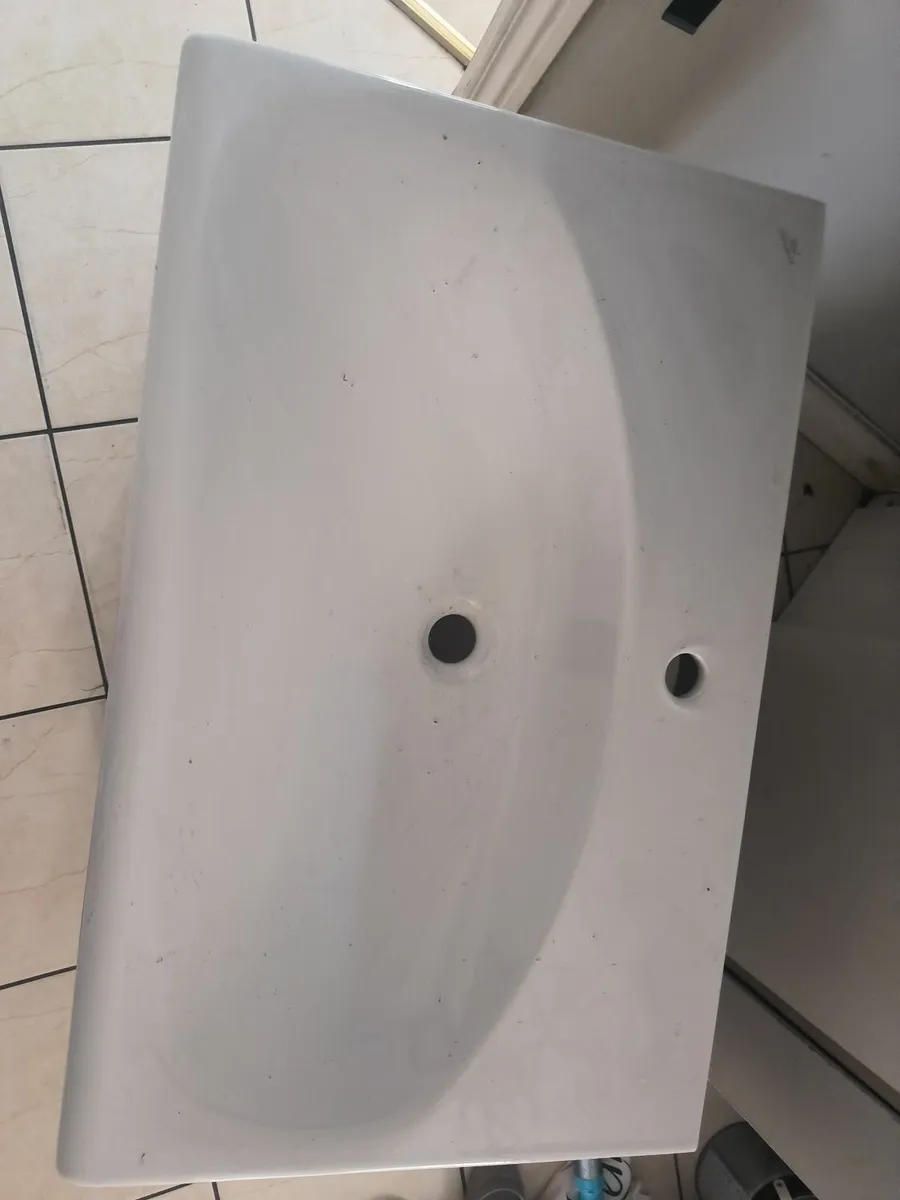Bathroom cabinet - Image 1