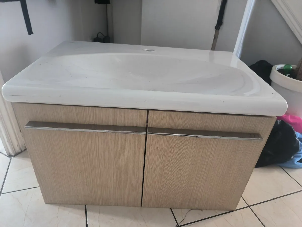 Bathroom cabinet - Image 3